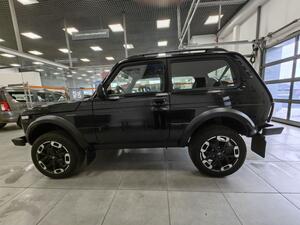 LADA Niva Legend