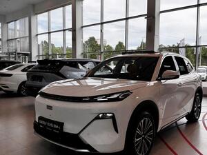GEELY EX5 Гибрид