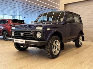 LADA Niva Legend