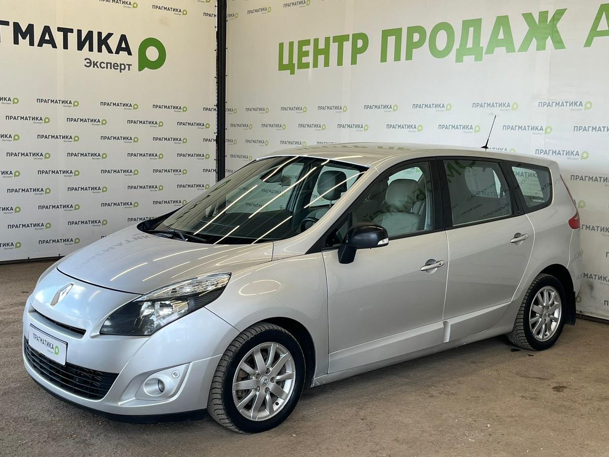 Купить Renault Grand Scenic с пробегом Минивэн, 2011 г.в., цвет Серебряный  - по цене 940000 у официального дилера Прагматика в Пскове - 26605