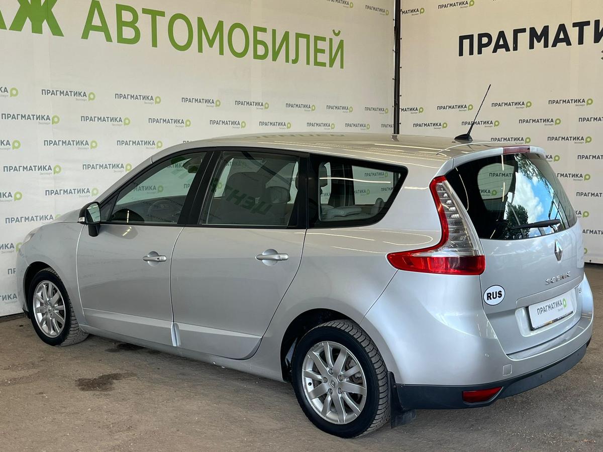 Купить Renault Grand Scenic с пробегом Минивэн, 2011 г.в., цвет Серебряный  - по цене 940000 у официального дилера Прагматика в Пскове - 26605